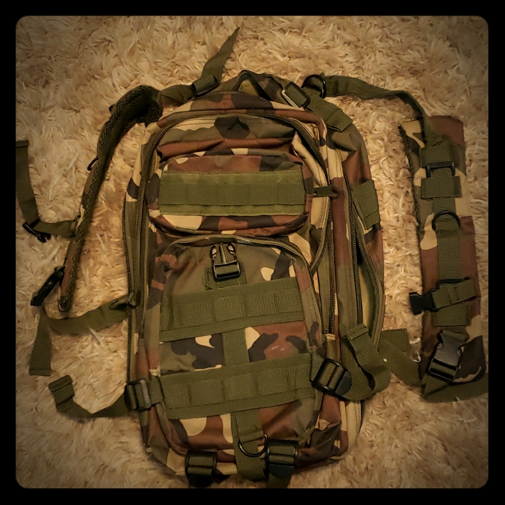 Camo Camelback